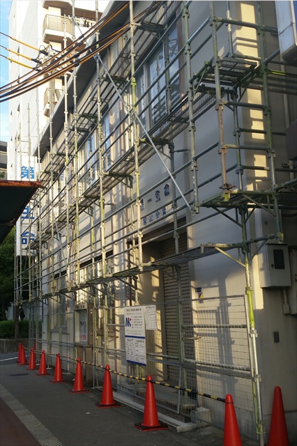 C360_2015-09-19-17-20-05-320s_R